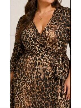 B Slim Collection Wrap Dress SzXL Leopard Print Knee Length Slimming Part Inside